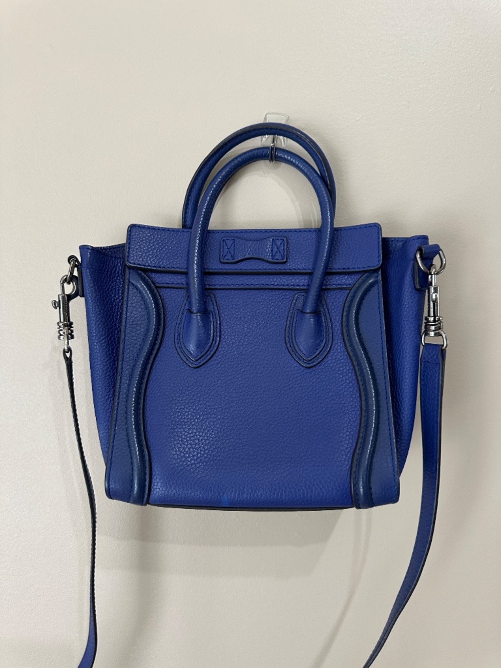 CELINE nano luggage crossbody in a limited edition blue - Picture 7 of 16